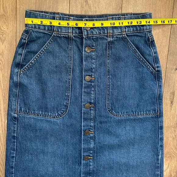 FRAME Modern Pocket Midi Denim Skirt | October Wash | Size 27 | Button Front - Picture 7 of 15